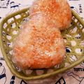 あーこ姐's cooksnap of when they made 焦がしにんにく醤油の鮭チーズおにぎり♪.