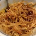 HNPP's cooksnap of when they made 食べるラー油で超簡単もやしのおつまみ♡.