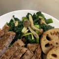 ポメちょん's cooksnap of when they made 簡単しめじと ほうれん草の バターソテー.