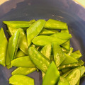 林檎ぉ's cooksnap of when they made 簡単豆知識☆きぬさやの下拵え.