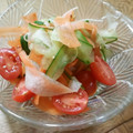 ねこはがき's cooksnap of when they made 簡単5分✿きゅうりと人参のくるくるサラダ.