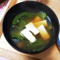 ロイヤルミルク♪'s cooksnap of when they made 菜の花と豆腐の味噌汁.