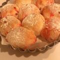 ♦︎くぅ〜こ♦︎'s cooksnap of when they made 白玉生地で紅白～粒ジャムマーブルパン.