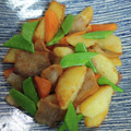 もる☆'s cooksnap of when they made 豚バラとじゃがいもの和風炒め.