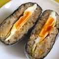 chocoraママ's cooksnap of when they made シーチキンと目玉焼きのおにぎらず.