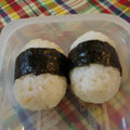 miffy77's cooksnap of when they made ゴマ鮭おにぎり〜マヨのｺｸ〜.