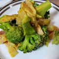 クックPYG2U4☆'s cooksnap of when they made 簡単　ブロッコリーのカレーマヨ炒め.