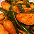 しんにし's cooksnap of when they made ソーセージとピーマン のカレー粉炒め.