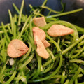 milestone★'s cooksnap of when they made ★豆苗(トウミョウ)のにんにく炒め★.