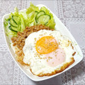 うまうま・らぶ's cooksnap of when they made カフェ風♥納豆目玉焼き丼.