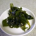 うぐいす♪'s cooksnap of when they made 生わかめとシーチキンの酢の物.