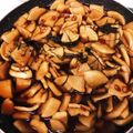 酉出汁子's cooksnap of when they made 大根を大量消費　壺漬け.