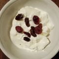 inLondon's cooksnap of when they made 翌朝幸せ。。。クランベリーヨーグルト.