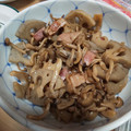 ももちゃんママん's cooksnap of when they made 蓮根としめじのガリバタ醤油炒め.