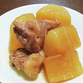 MIKE©'s cooksnap of when they made すきやきのたれで！手羽元と大根煮.