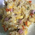 nessa1's cooksnap of when they made 簡単うまいソーセージのパラパラチャーハン.