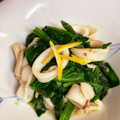 なつこ☆☆☆'s cooksnap of when they made 簡単！ほうれん草のいかバター醤油炒め.