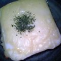 *louis*'s cooksnap of when they made ☆シンプル☆はんぺんチーズトースト☆.