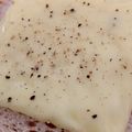 MULA's cooksnap of when they made くるみ入り食パンのチーズトースト.