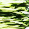 chako106HM's cooksnap of when they made 必ず濃い緑が出る　キュウリの千切り.