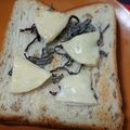 まな姫's cooksnap of when they made カマンベール＆塩こんぶの和風トースト.