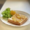 かっちゃん杉's cooksnap of when they made 朝食に！りんごのコンポート トースト.