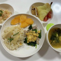 ゆいまーるん's cooksnap of when they made ふわふわ卵が決め手♡豚肉とほうれん草炒め.
