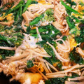 67luna's cooksnap of when they made 【農家のレシピ】菜の花とエノキの卵とじ.