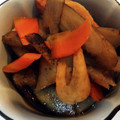 ★ユンのキッチン★'s cooksnap of when they made 和煮物♪ごぼう蒟蒻人参ちくわで.
