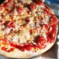 ミカ★ヅキ's cooksnap of when they made 耳までふっくら柔モチッ！自慢のピザ生地。.