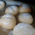 こてたす's cooksnap of when they made HB使用＊もちフワ♡天使の白パン.
