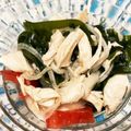 g_pearl's cooksnap of when they made ❦鶏ささみとわかめのナンプラー和え❦.
