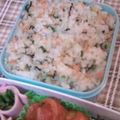 みや☆なな's cooksnap of when they made お弁当やおにぎりにも♬鮭茶漬け風混ぜご飯.
