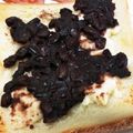 お魚キッチン's cooksnap of when they made あんことクリチのトースト.