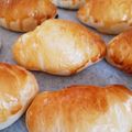 しじみごはん's cooksnap of when they made バターロール成形のやり方.