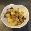 あみことまろ's cooksnap of when they made ポテトとマッシュルームのアンチョビ炒め.
