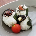 キャシーキャサリン's cooksnap of when they made 我が家の定番★うめこんぶ(おにぎり).