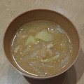 ラリー＆サラ's cooksnap of when they made 油あげとジャガイモと玉ねぎの味噌汁☺⛄☕.