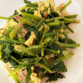 スイカが好物's cooksnap of when they made 鶏肉とほうれん草と卵☆バター醤油炒め.