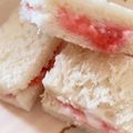 くまりぽ's cooksnap of when they made 離乳食後期〜 いちごヨーグルトサンド.