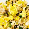 J_son's cooksnap of when they made 長ネギ、油揚げ、豚肉の副菜.