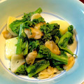 葉っぱのドイリー's cooksnap of when they made 菜の花とあさりの新じゃが酒蒸し♩.