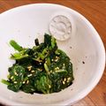 麻's cooksnap of when they made ほうれん草と韓国海苔のナムル.