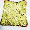 二足歩行の布団's cooksnap of when they made アボカドツナトースト.