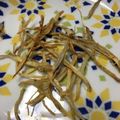 ☆まつゆか☆'s cooksnap of when they made 幼児食にも！！少ない油で ごぼうチップ.