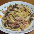 野菜係's cooksnap of when they made アヒージョの残りオイルできのこパスタ.
