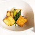 虎徹のママ's cooksnap of when they made 厚揚げとアスパラのオイマヨ炒め.