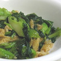 umemodoki's cooksnap of when they made 簡単。チンゲン菜と油揚げの炒め物.