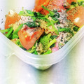 めみたん☆'s cooksnap of when they made ★ ほうれん草とツナとトマトのごま和え★.