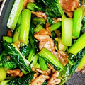shelly616's cooksnap of when they made 小松菜と豚肉のザーサイ炒め.